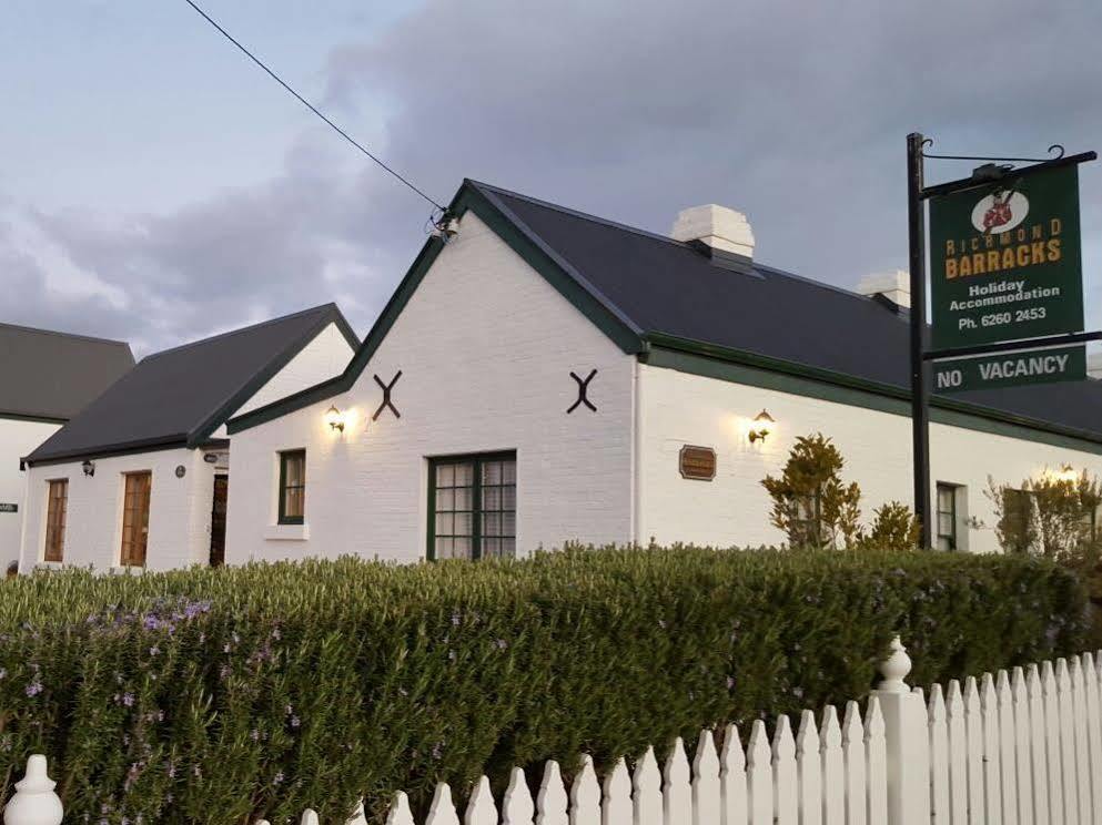 Richmond Barracks Hotel Exterior foto